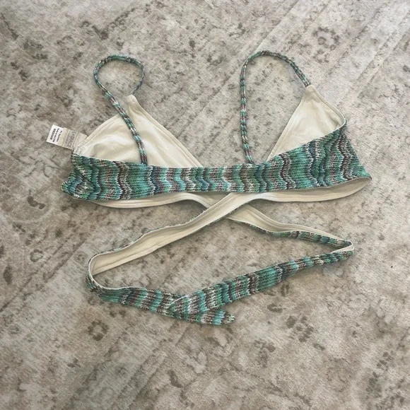 L space reversible wrap multicolor blue bralette bikini top Medium - Picture 6 of 6